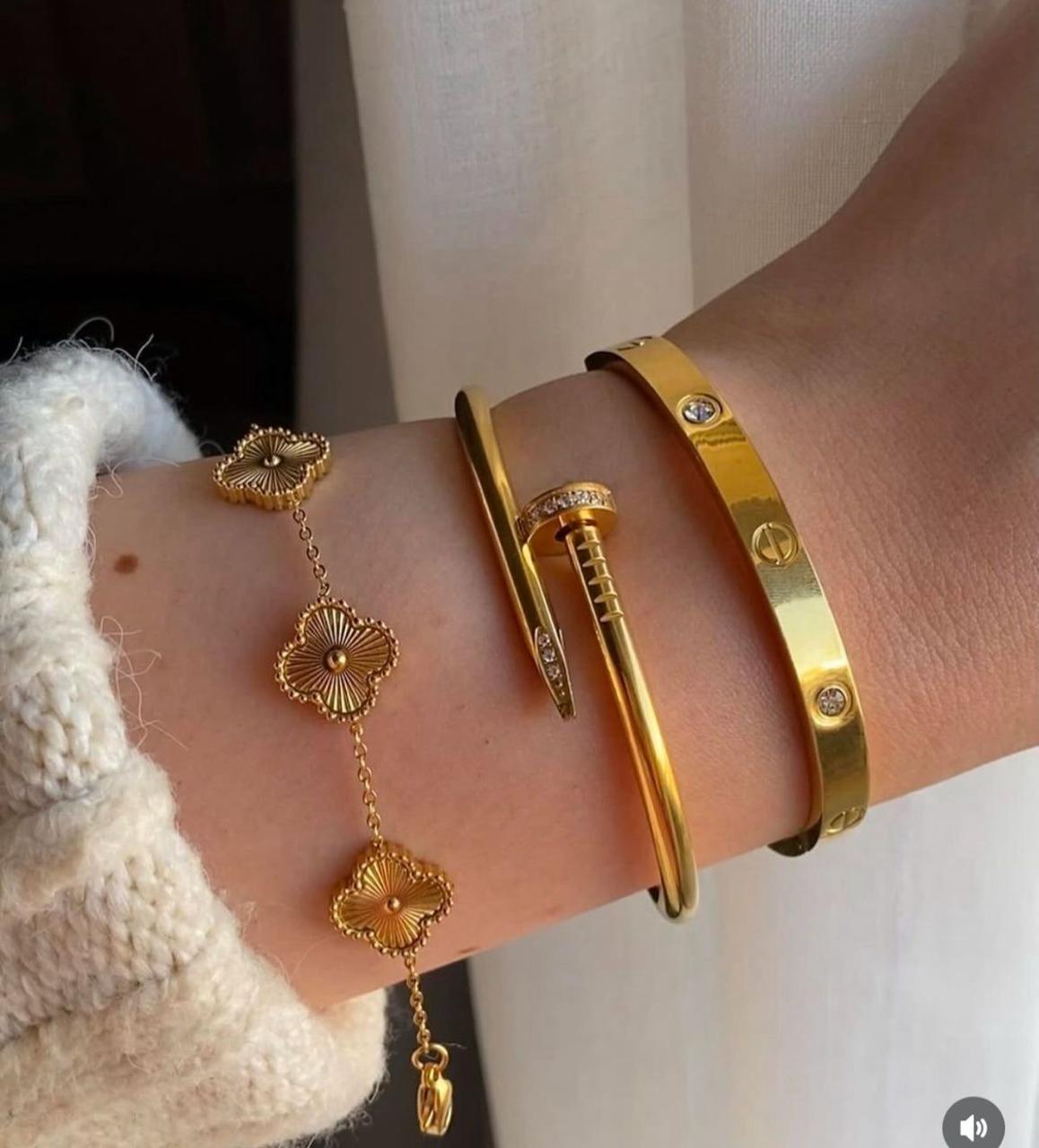 Chantelle Nail Bangle