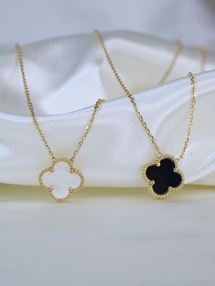 Clover Pendant Set