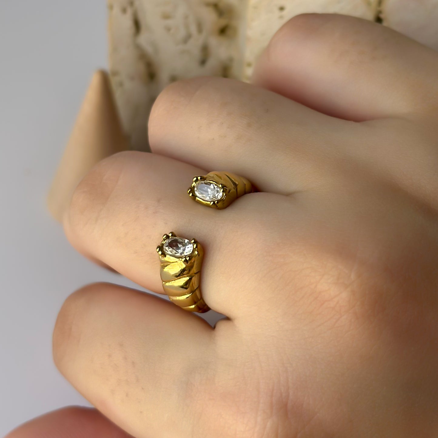 Valencia Ring - Adjustable